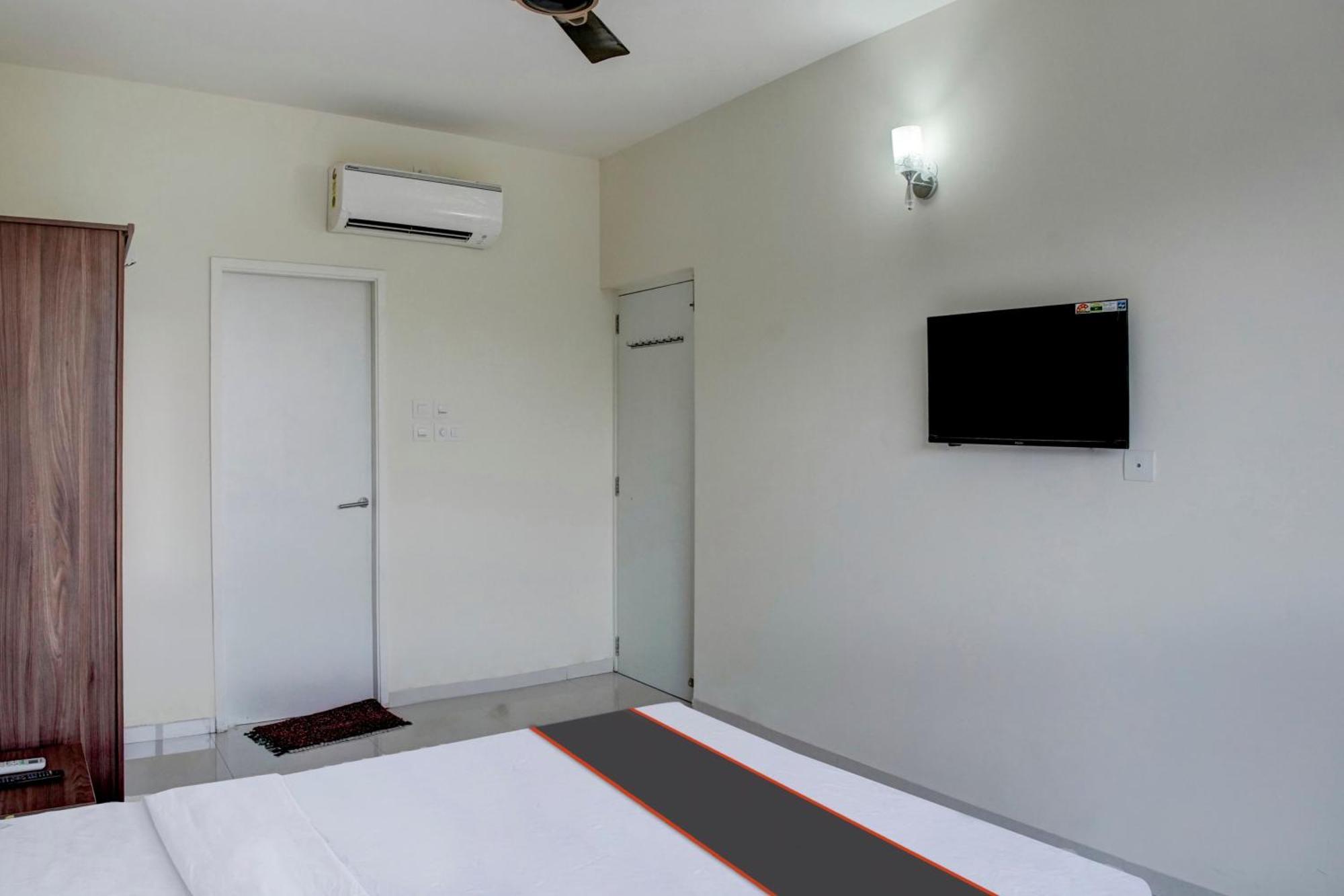 Flagship Santoshi Holiday Home Dabolim Extérieur photo